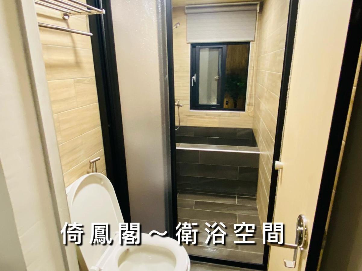 捉鳳凰 台南百年老宅包棟導覽民宿系列catchphoenix Centennial Guesthouse Exterior foto